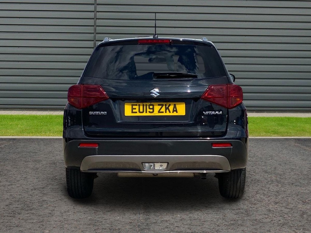 Suzuki Vitara 1.0 Boosterjet Sz T Suv Black #4