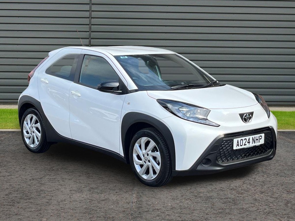 Toyota Aygo X 1.0 Vvt I Pure Hatchback White