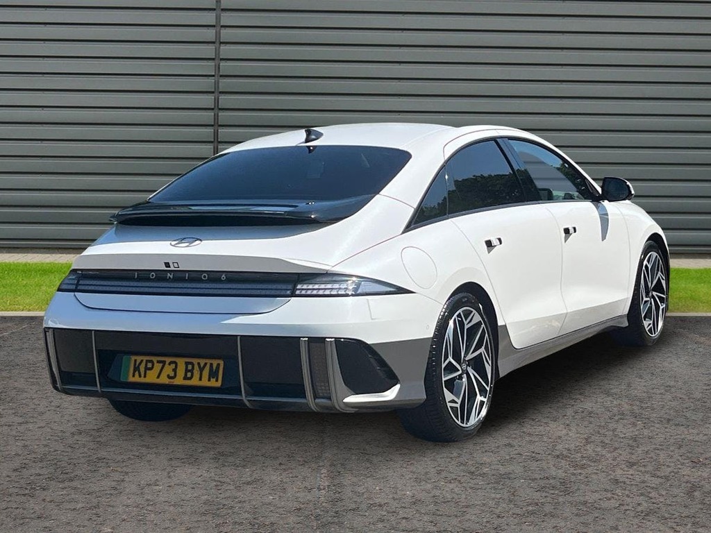 Hyundai Ioniq 6 77.4Kwh Ultimate Saloon Awd White #3