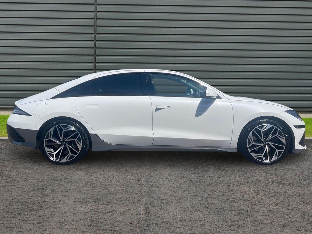 Hyundai Ioniq 6 77.4Kwh Ultimate Saloon Awd White #2
