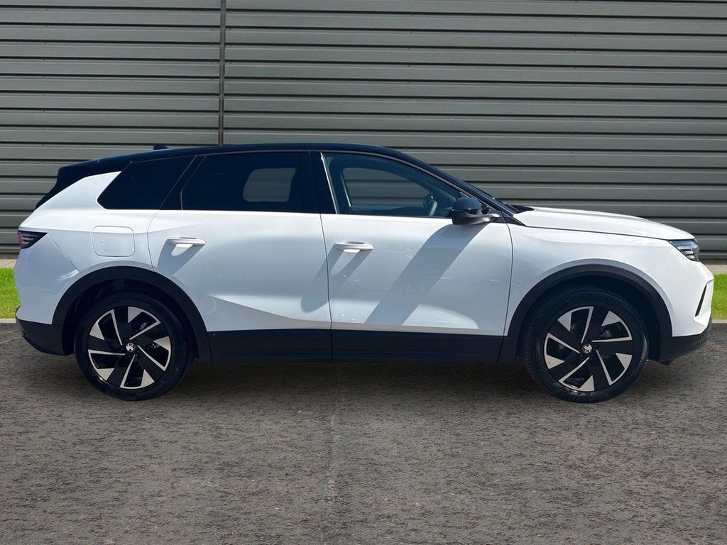 Vauxhall Grandland 1.2 Gs Suv Hybrid E Dct White #2