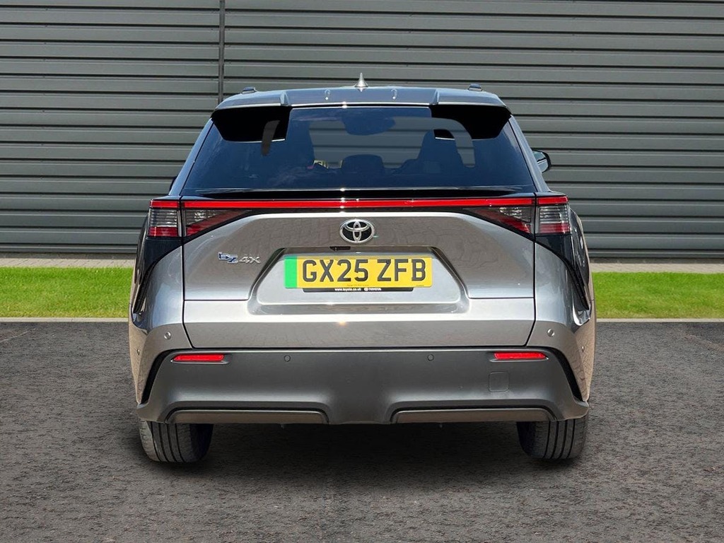 Toyota bZ4X 71.4Kwh Vision Suv Awd Grey #4