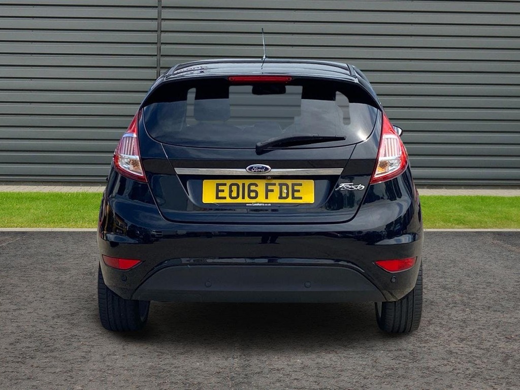 Ford Fiesta 1.5 Tdci Titanium X Hatchback Black #4