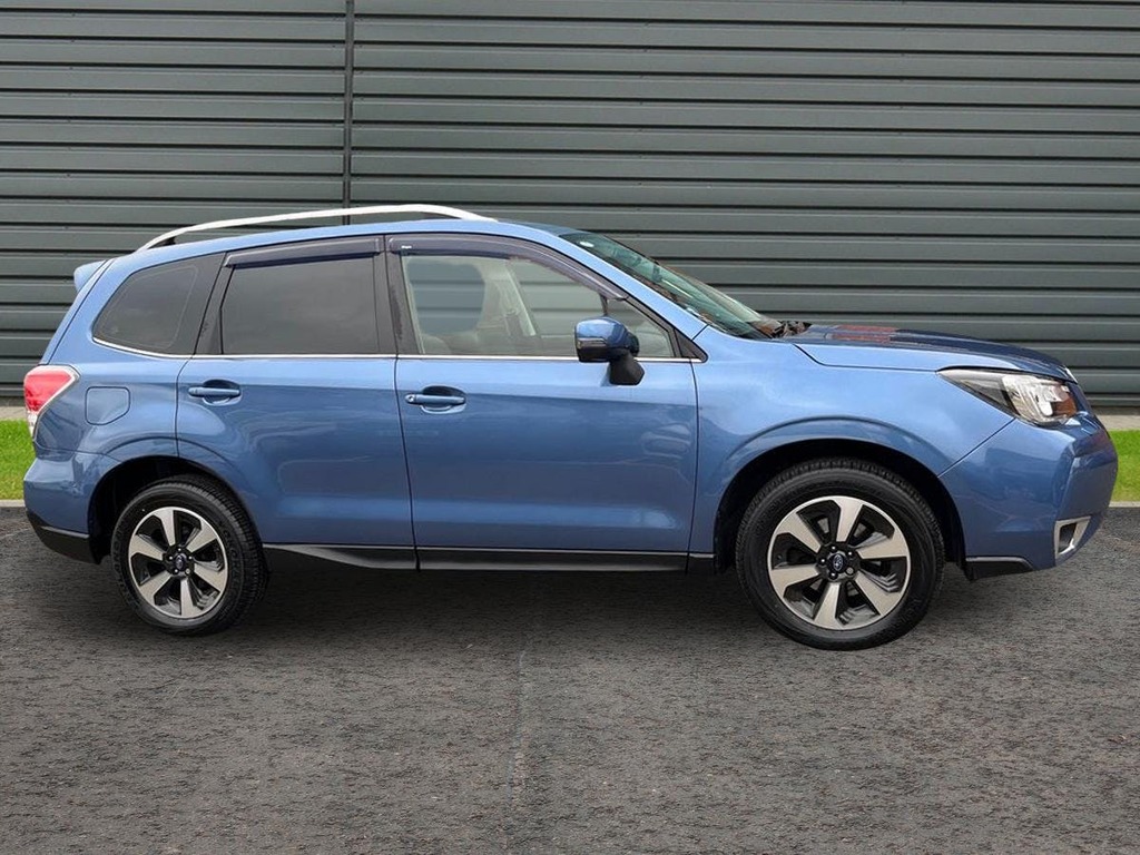 Subaru Forester 2.0I Xe Premium Suv Lineartronic 4Wd Blue #2