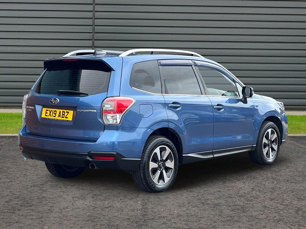 Subaru Forester 2.0I Xe Premium Suv Lineartronic 4Wd Blue #3