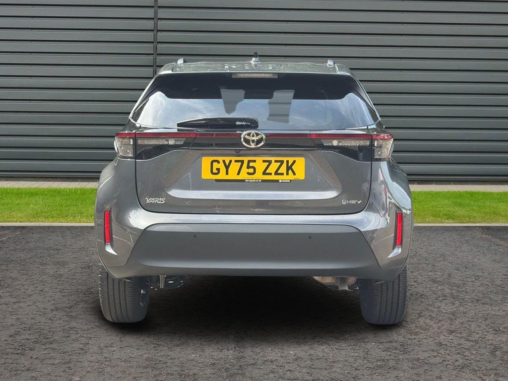 Toyota Yaris Cross 1.5 Vvt-h Design Suv Hybrid E Cvt Grey #4