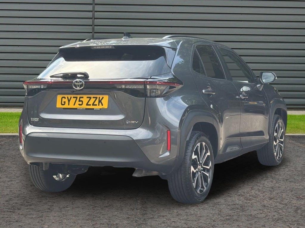 Toyota Yaris Cross 1.5 Vvt-h Design Suv Hybrid E Cvt Grey #3