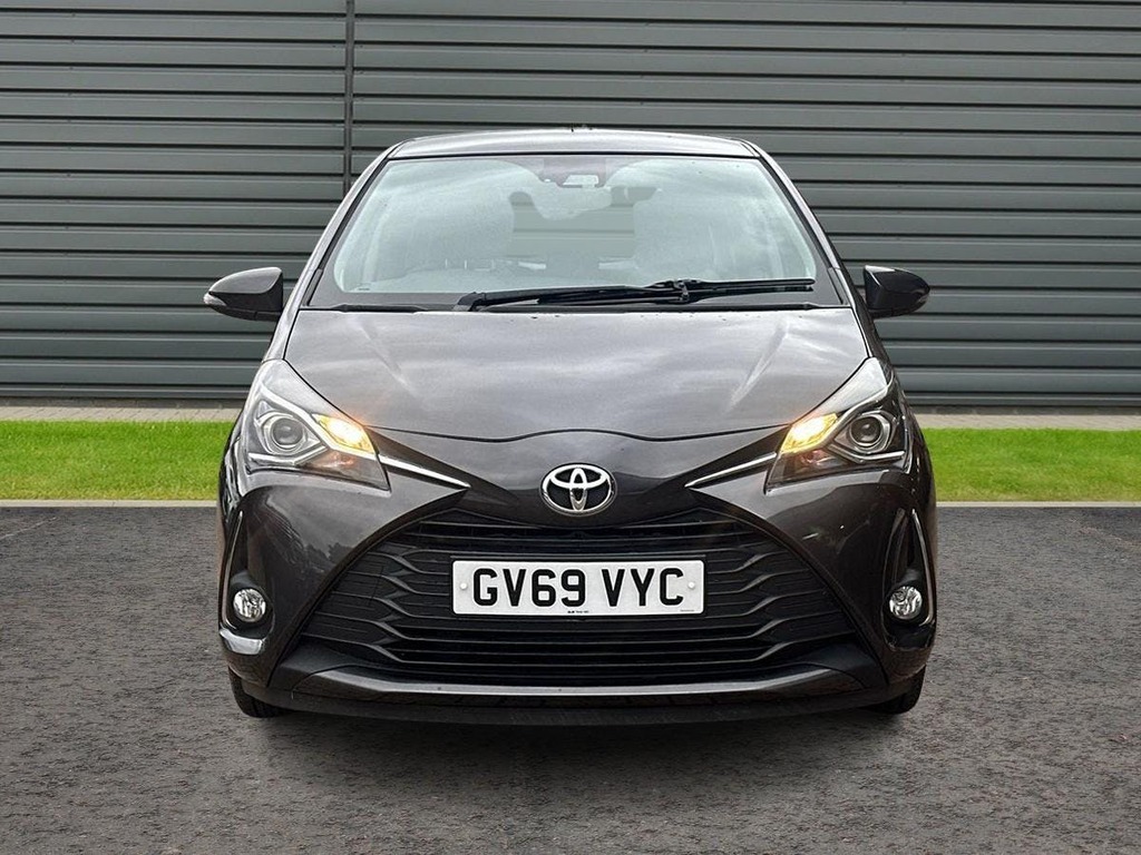 Toyota Yaris 1.5 Hybrid Y20 Cvt Bi-tone Grey #8