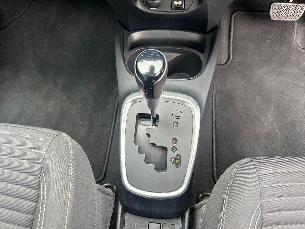 Toyota Yaris 1.5 Hybrid Y20 Cvt Bi-tone Grey #13