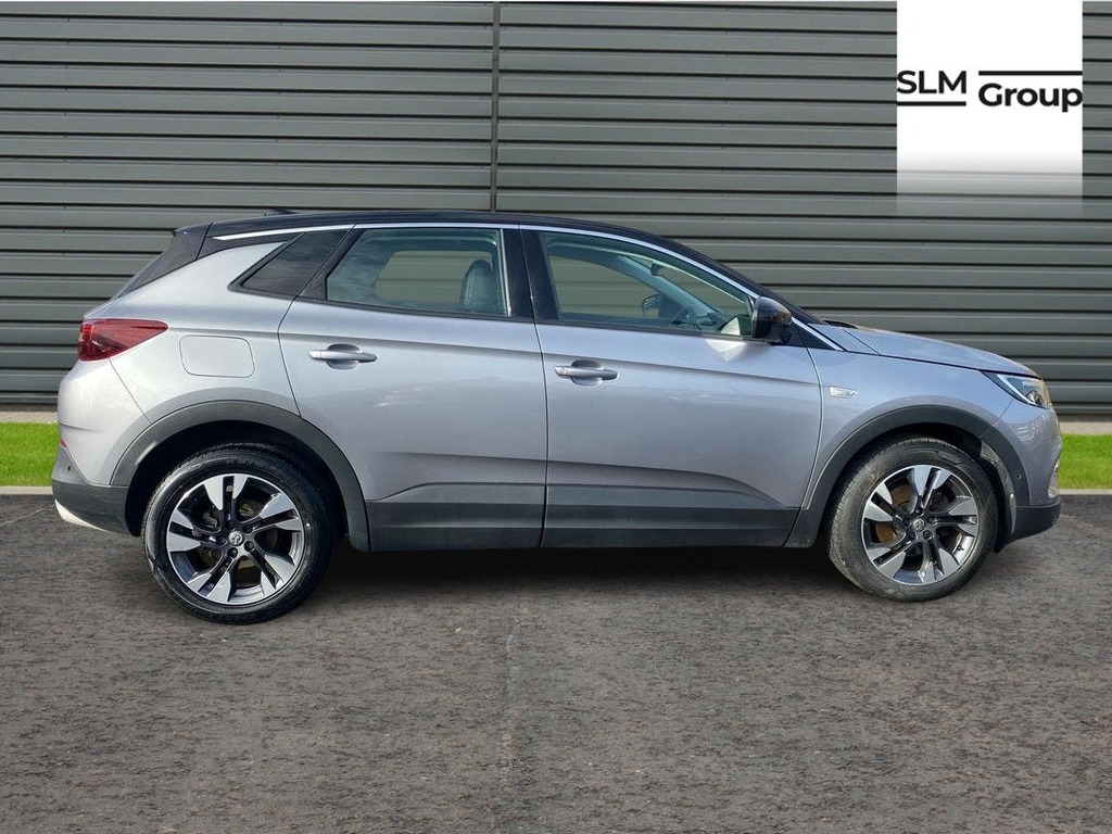 Vauxhall Grandland X 1.2 Turbo Sport Nav Suv FH69JZF Red #2