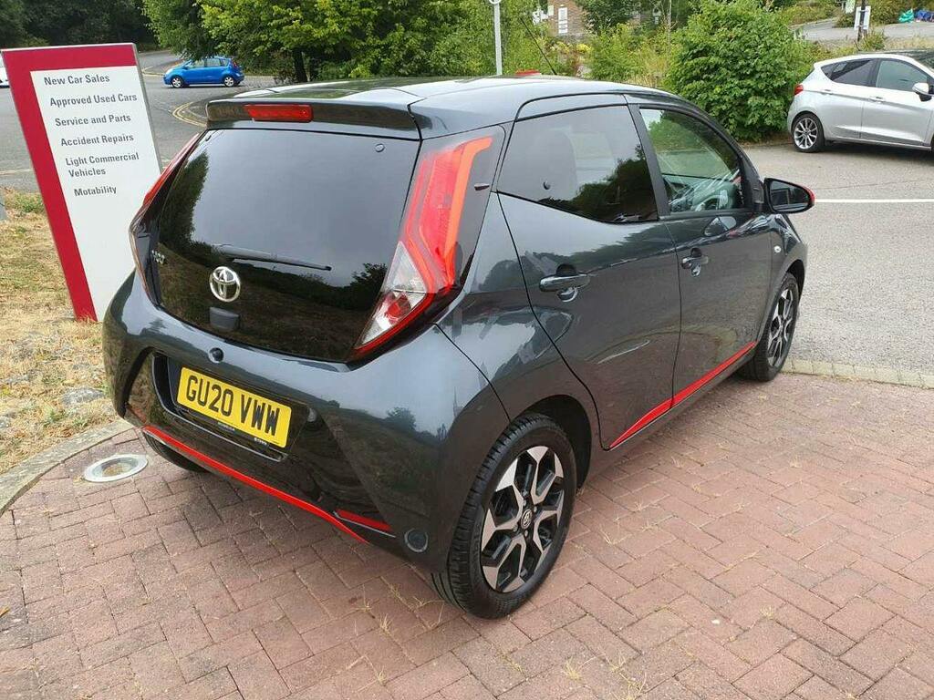 Toyota Aygo 1.0 Vvt I X Trend Funroof X Shift GU20VWW Grey #2