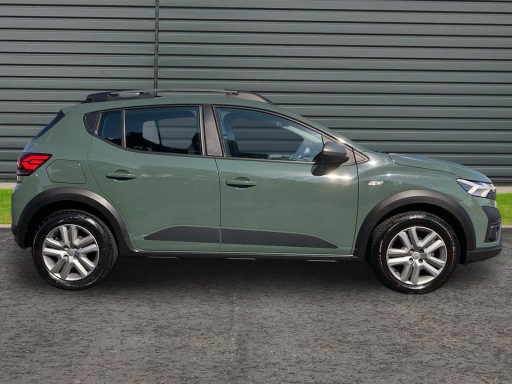 Dacia Sandero Stepway 1.0 Tce Expression Hatchback Cvt RJ23PMY Green #2