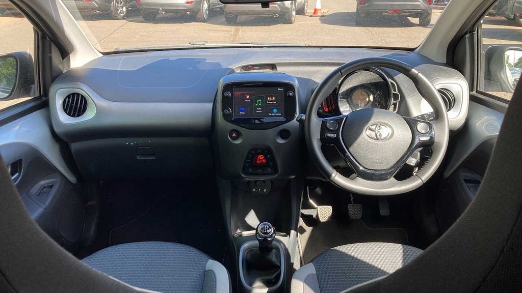 Toyota Aygo 1.0 Vvt I X Trend Hatchback Silver #5