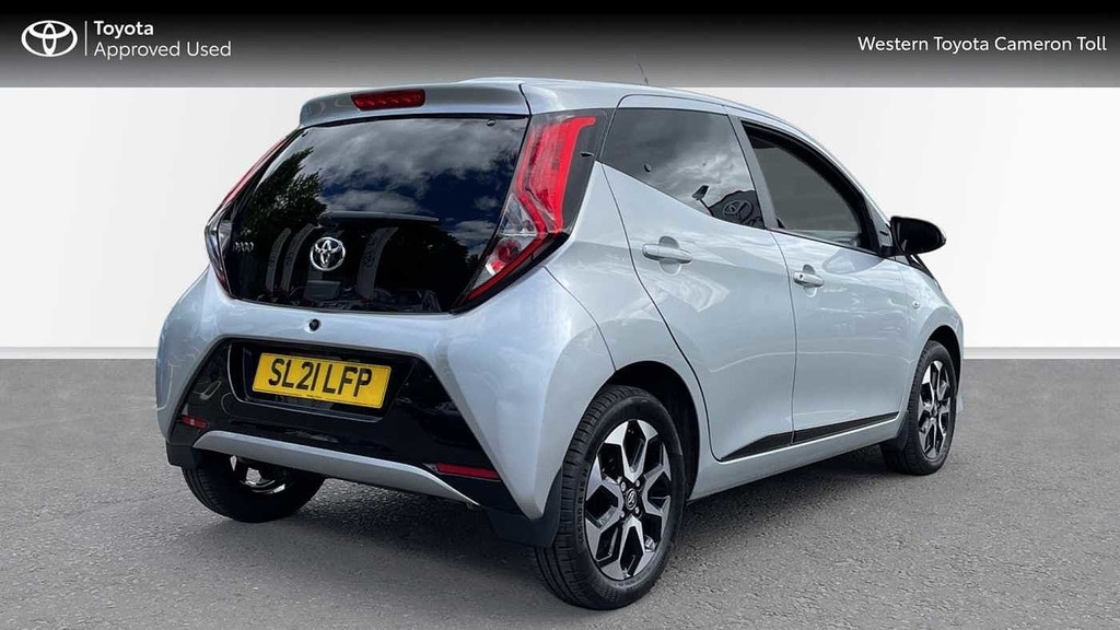 Toyota Aygo 1.0 Vvt I X Trend Hatchback Silver #2