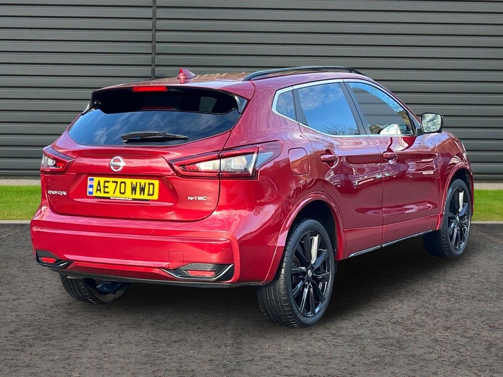 Nissan Qashqai 1.3 Dig T N Tec Suv Dct Red #6