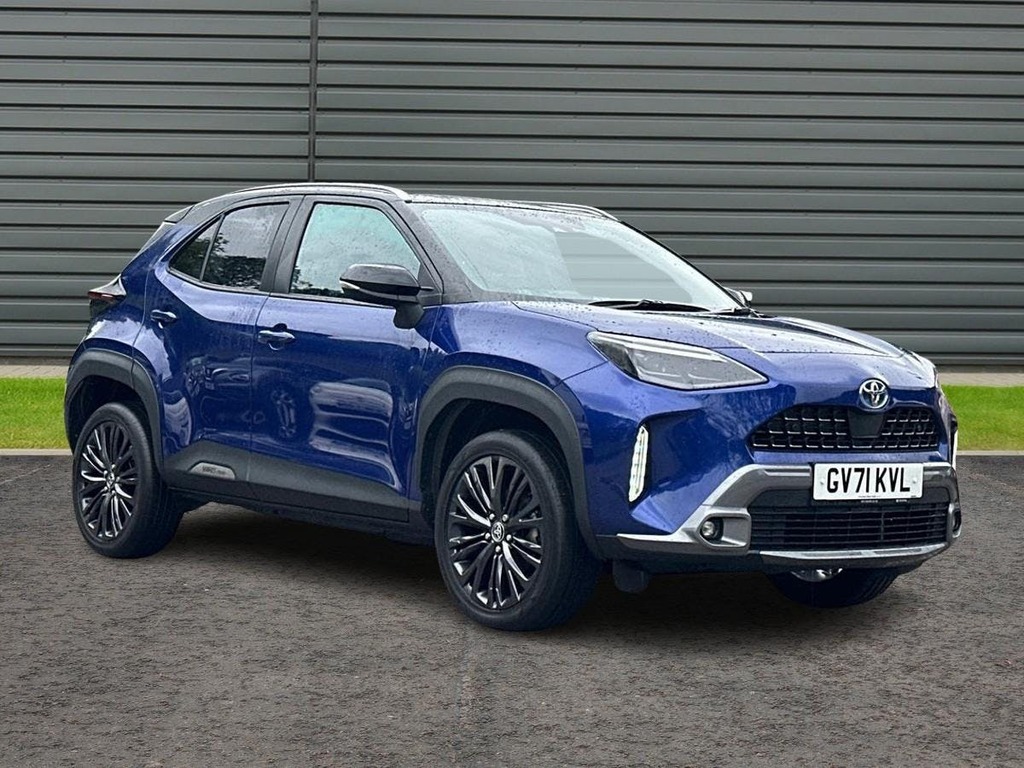 Toyota Yaris Cross 1.5 Vvt-h Dynamic Suv Hybrid E Cvt Black