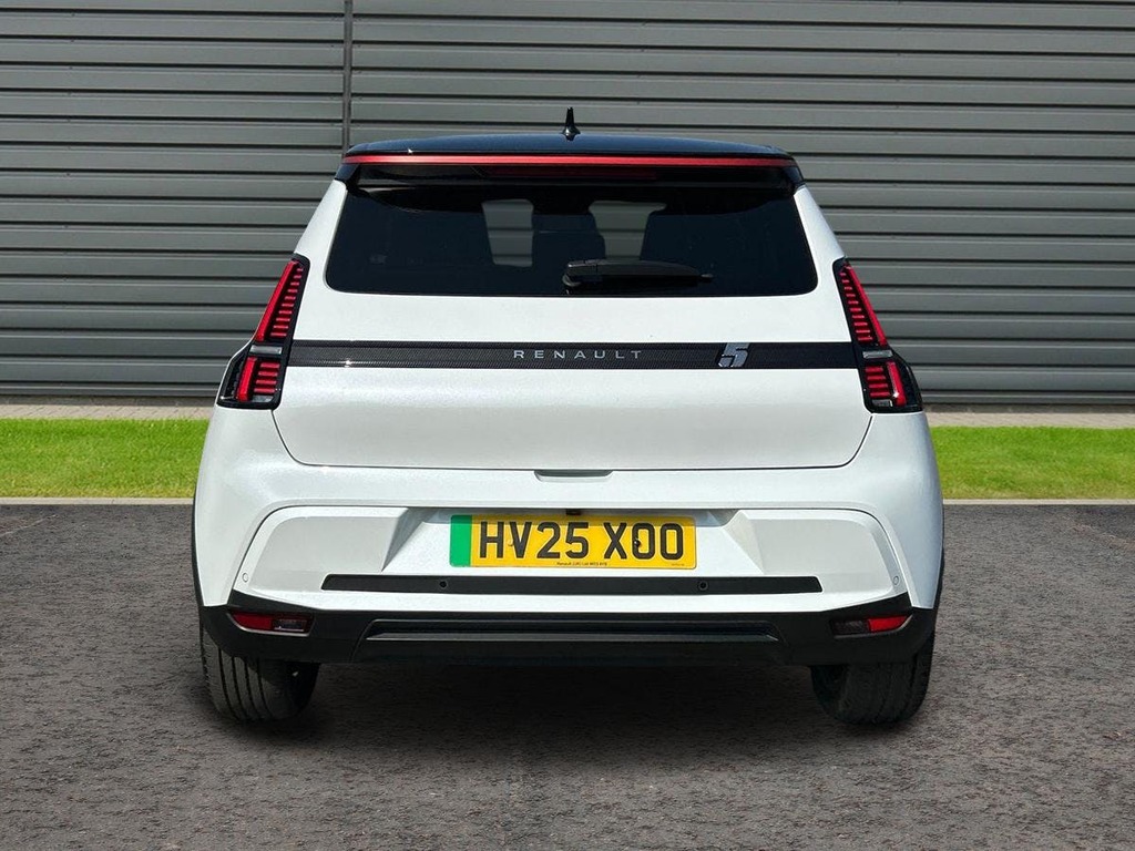 Renault 5 E-Tech Comfort Range 52Kwh Techno Hatchback Black #4