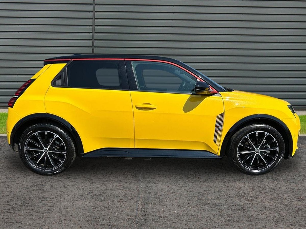Renault 5 E-Tech Comfort Range 52Kwh Iconic Five Hatchback Elec Yellow #2