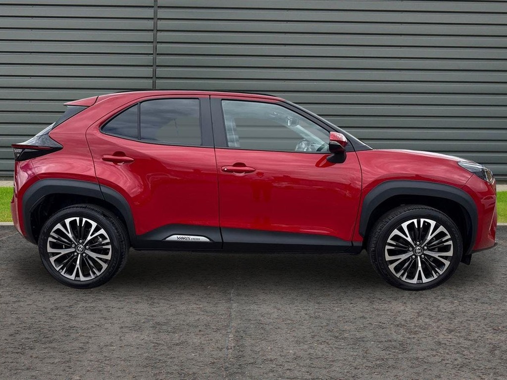 Toyota Yaris Cross 1.5 Vvt-h Excel Suv Hybrid E Cvt Red #2