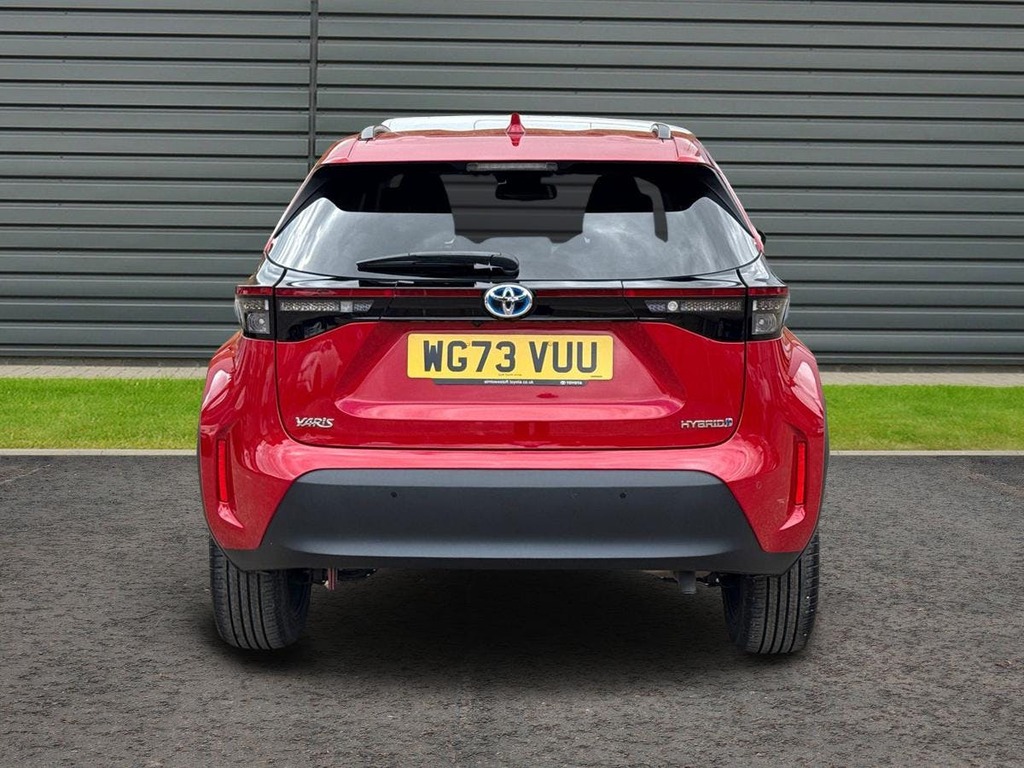 Toyota Yaris Cross 1.5 Vvt-h Excel Suv Hybrid E Cvt Red #4