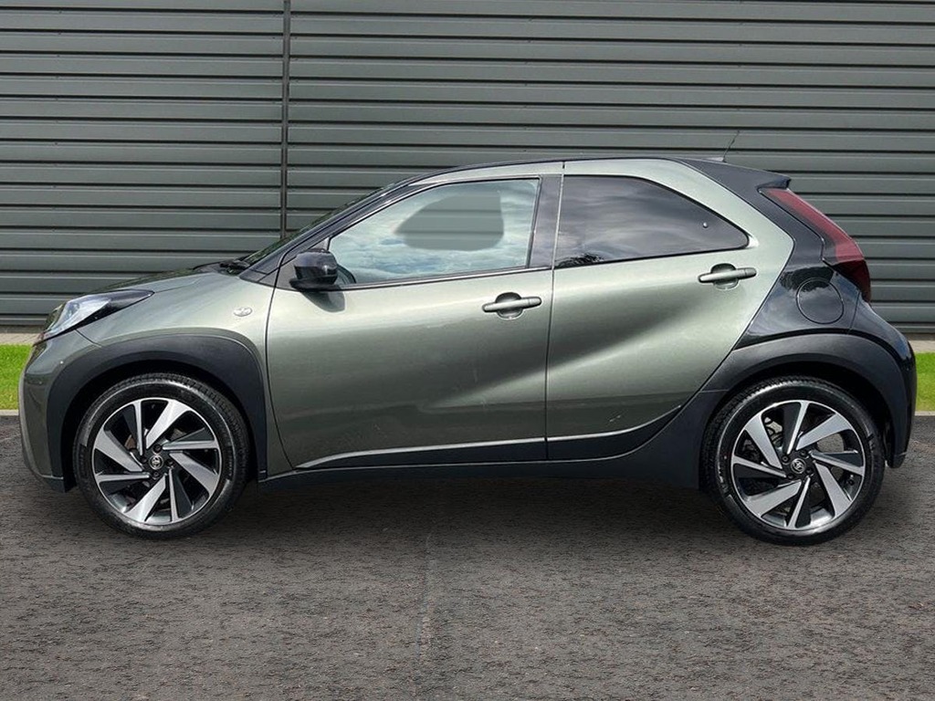 Toyota Aygo X 1.0 Vvt I Edge Hatchback X Shift Green #6