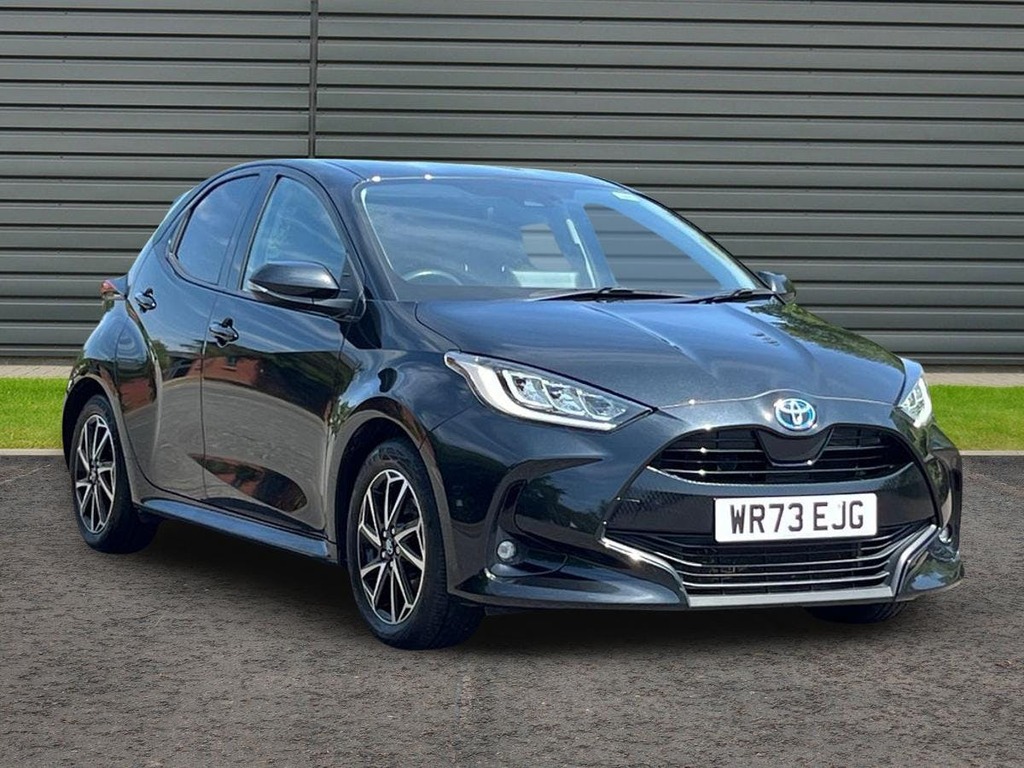 Toyota Yaris 1.5 Vvt-h Design Hatchback Hybrid E Cvt Black