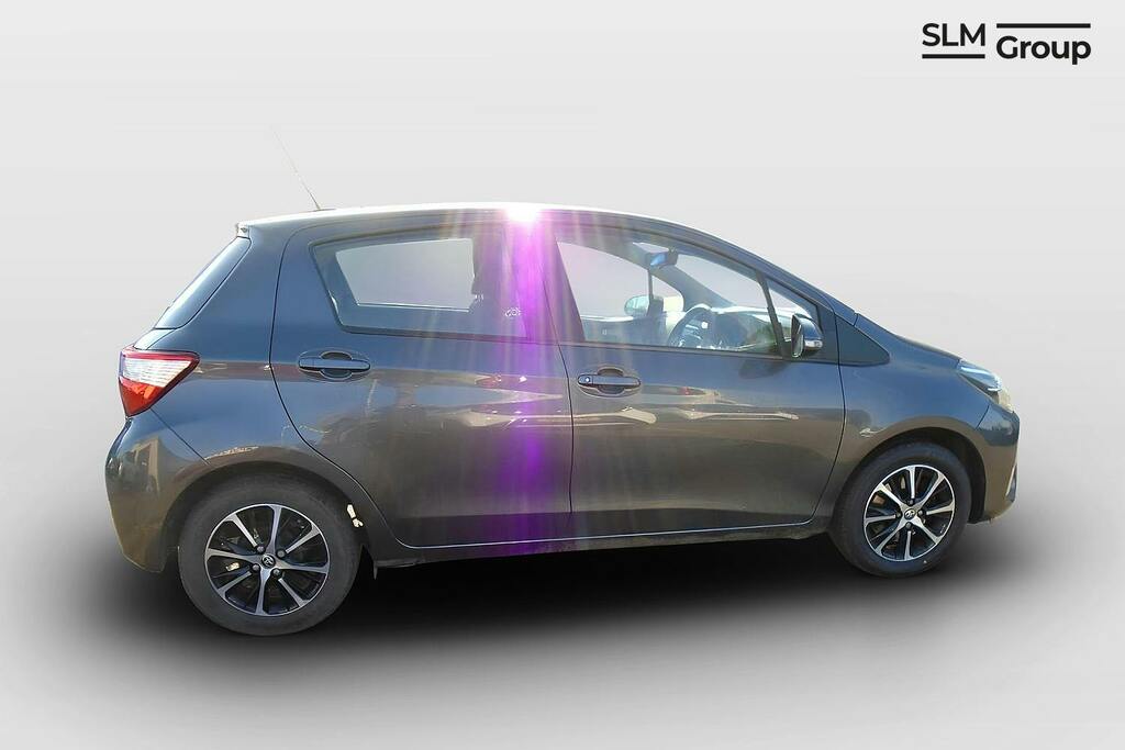 Toyota Yaris 1.5 Vvt I Icon Tech Hatchback Grey #5