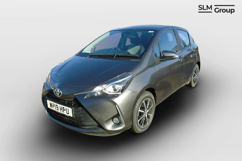 Toyota Yaris 1.5 Vvt I Icon Tech Hatchback Grey #2