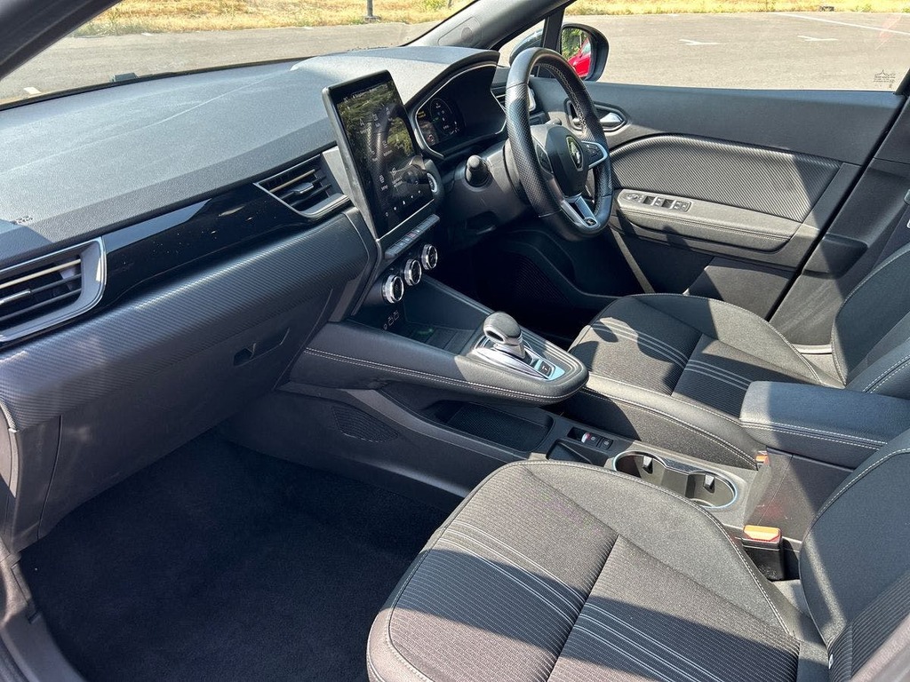 Renault Captur 1.6 E-tech Full Hybrid 145 Rive Gauche White #12