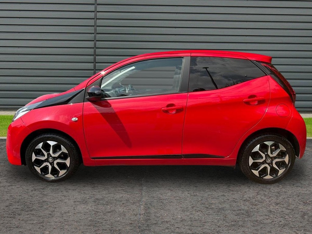 Toyota Aygo 1.0 Vvt I X Trend Hatchback Red #6