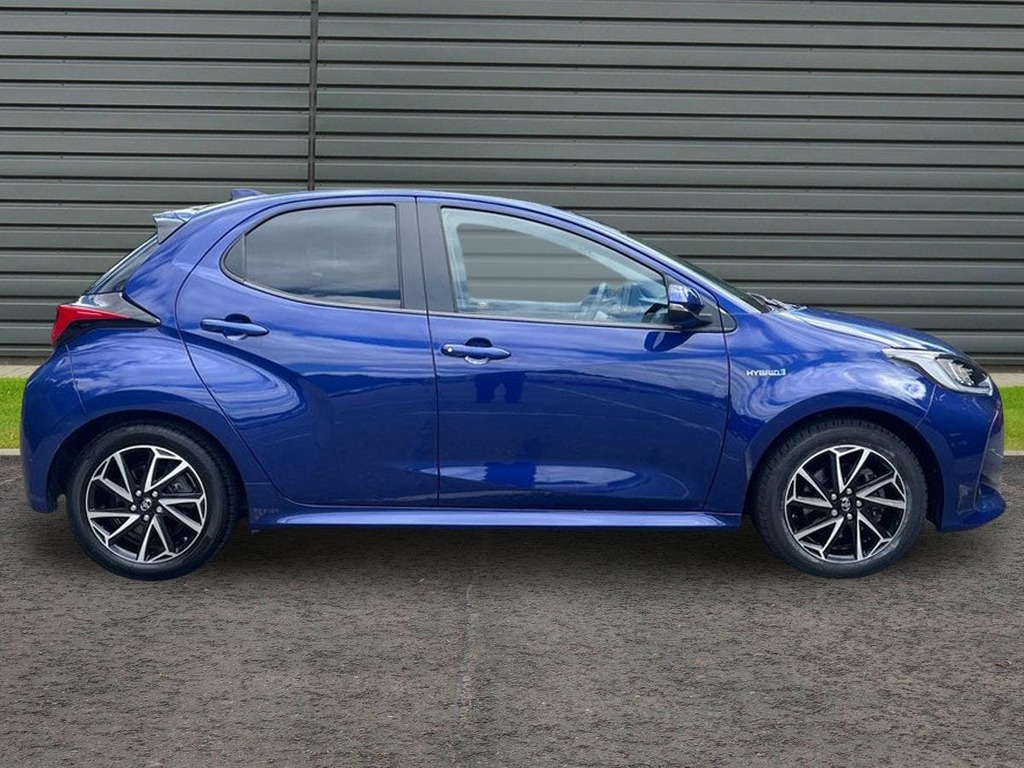 Toyota Yaris 1.5 Vvt-h Design Hatchback Hybrid E Cvt Blue #2