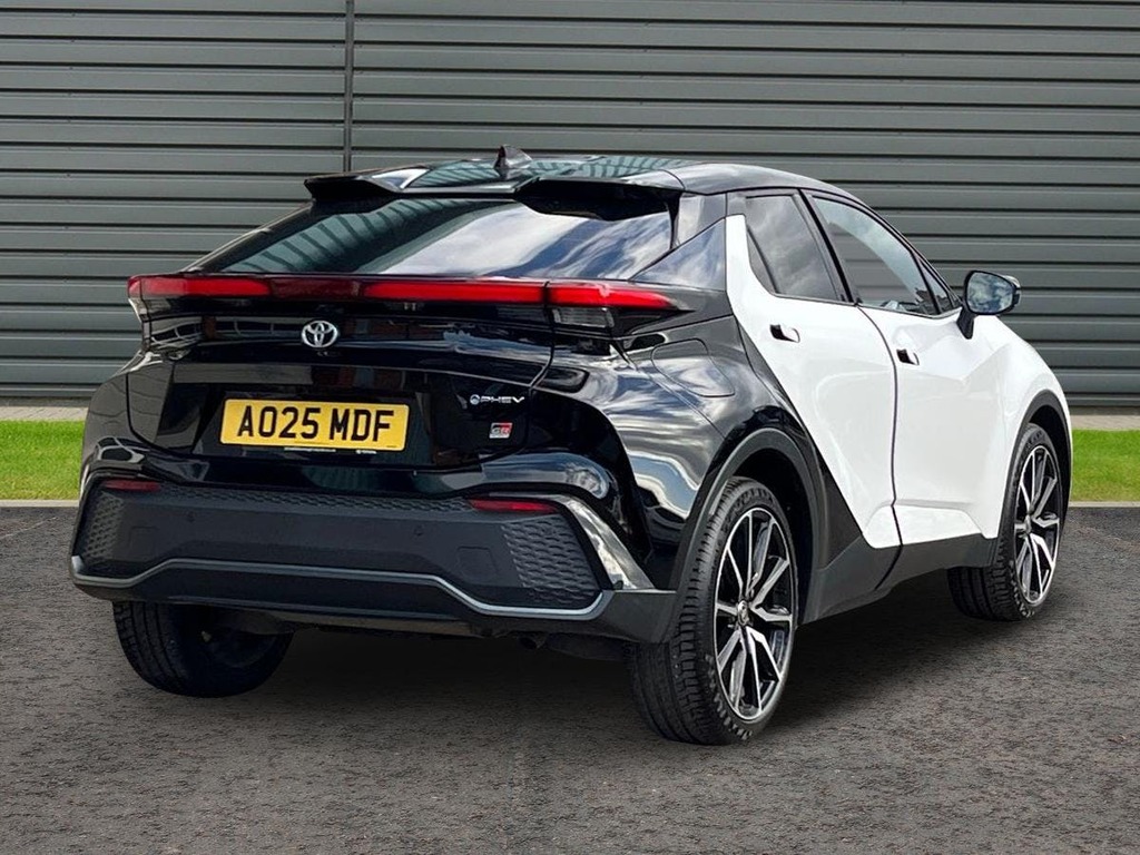 Toyota C-Hr 2.0 Vvt 13.6Kwh Gr Sport Suv Plug In Hy #3