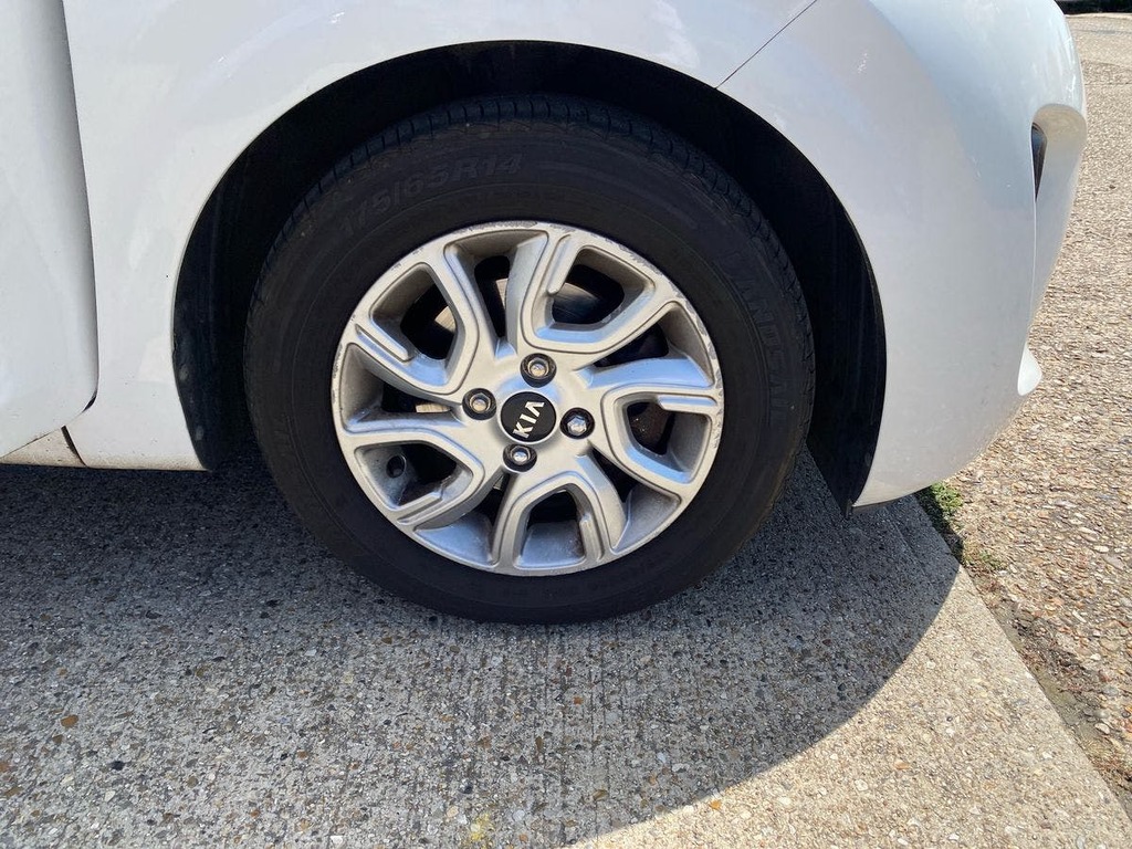 Kia Picanto 1.0 Titanium Edition Silver #24