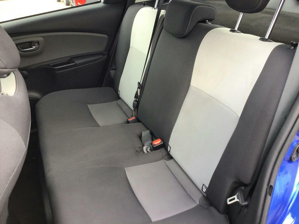 Toyota Yaris Icon Tech Grey #11