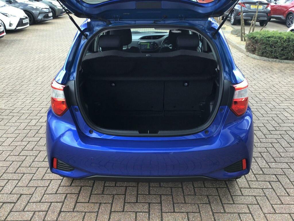 Toyota Yaris Icon Tech Grey #13
