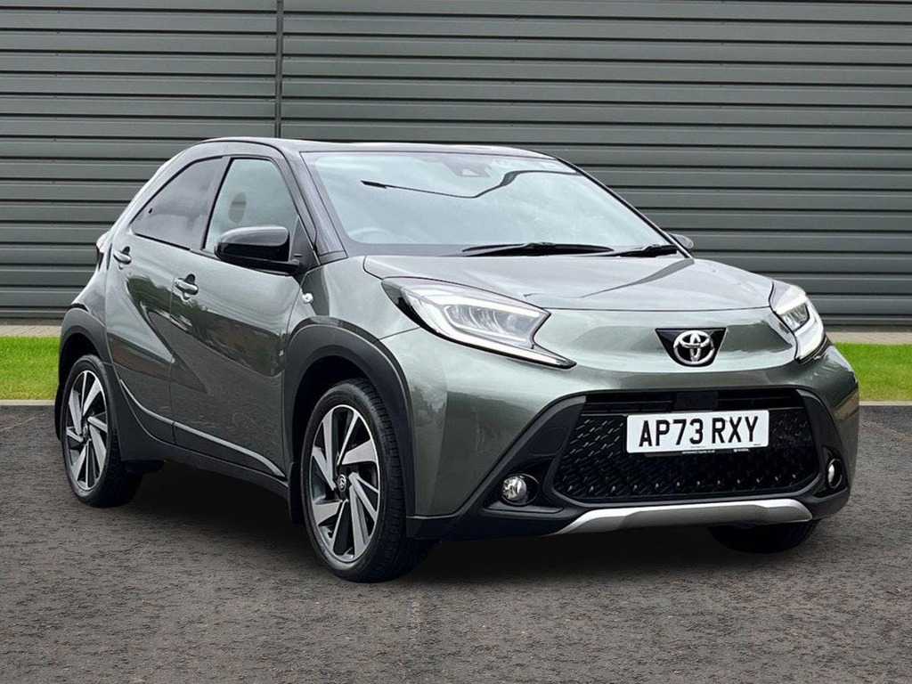 Toyota Aygo X 1.0 Vvt I Exclusive Hatchback X Shift Green