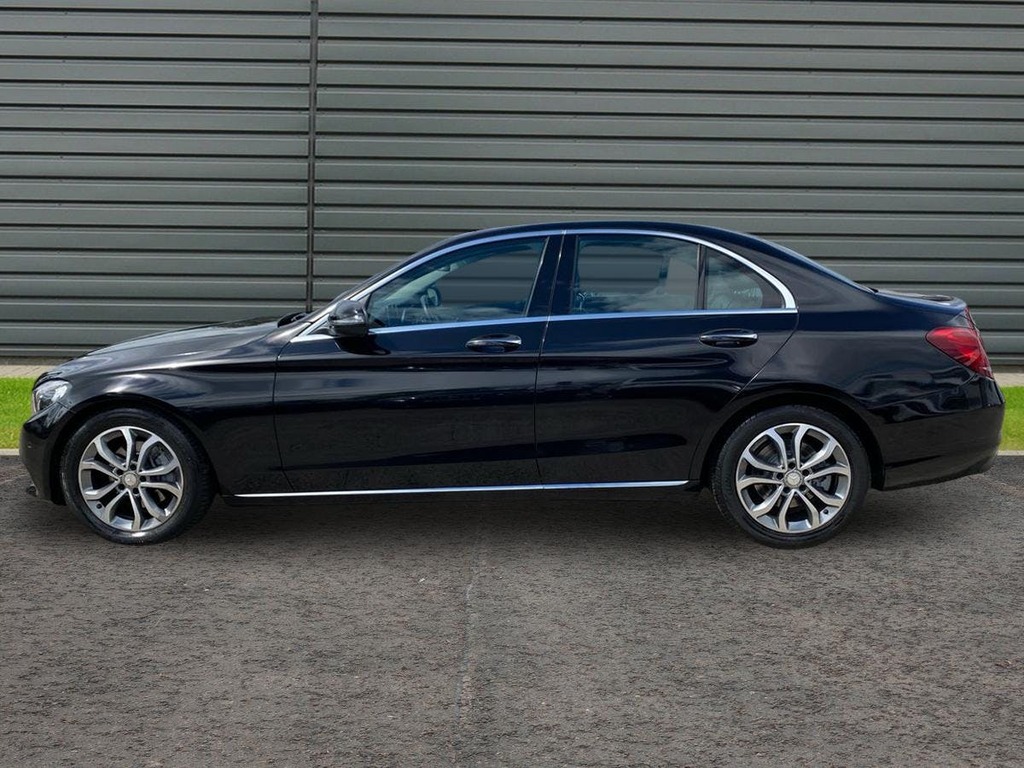 Mercedes-Benz C Class 2.1 C220d Sport Black #6