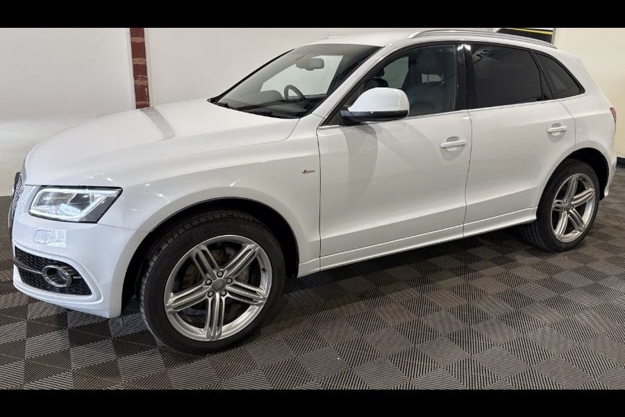 Audi Q5 Sq5 Tdi Quattro Black #4