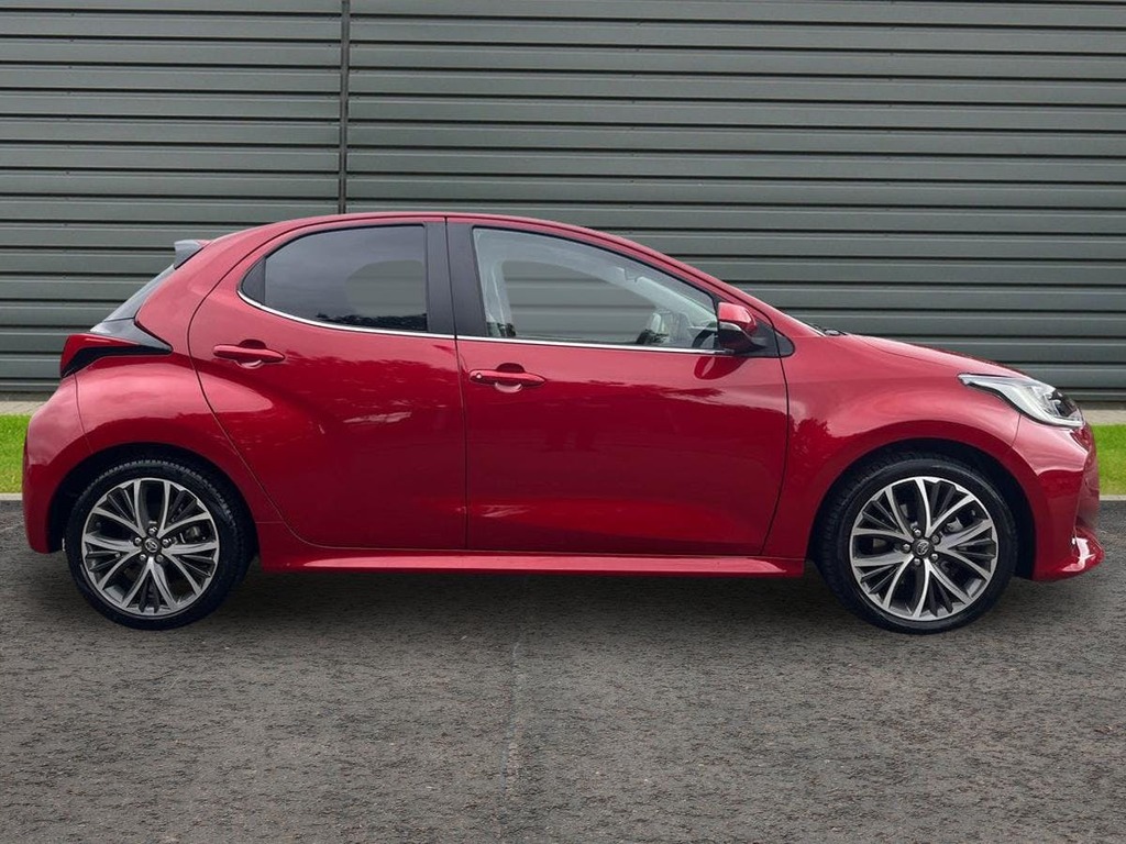 Toyota Yaris 1.5 Vvt-h Excel Hatchback Hybrid E Cvt Red #2