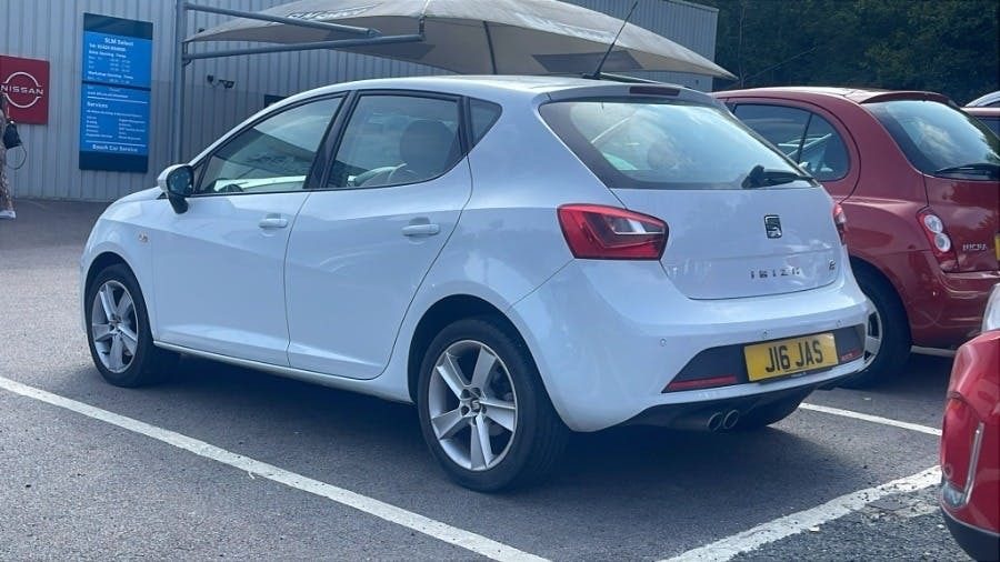 Seat Ibiza 1.0 Ecotsi Fr Hatchback Dsg White #2