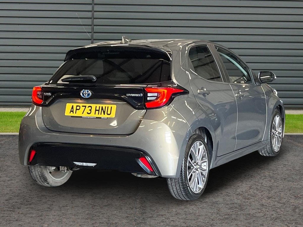 Toyota Yaris 1.5 Vvt-h Excel Hatchback Hybrid E Cvt Brown #3