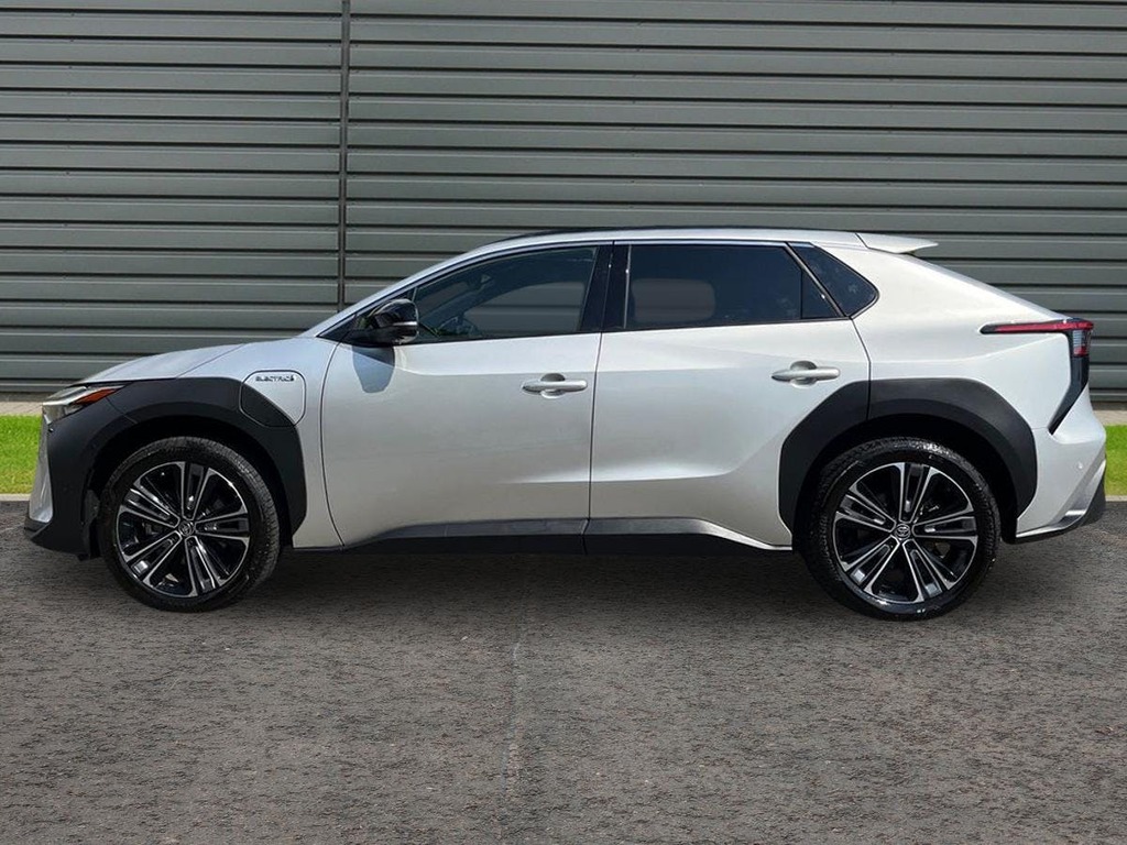 Toyota bZ4X 71.4Kwh Vision Suv Awd Silver #6