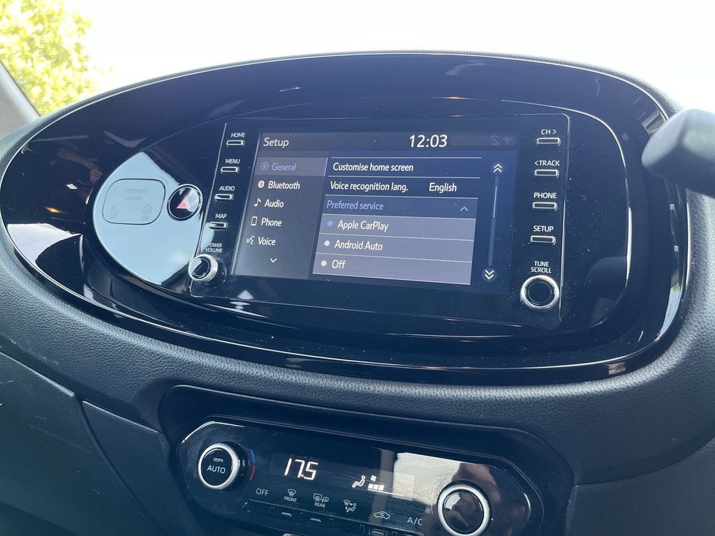 Toyota Aygo X Edge Beige #17