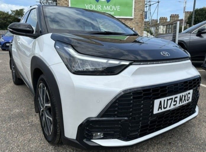 Toyota Aygo X 1.5 1.5H Gr Sport Hatchback Hybrid Cvt White
