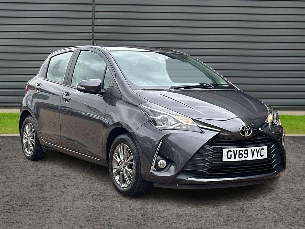 Toyota Yaris 1.5 Vvt I Icon Hatchback Cvt Grey