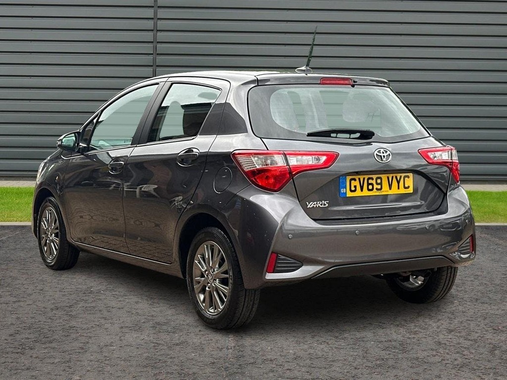 Toyota Yaris 1.5 Vvt I Icon Hatchback Cvt Grey #5