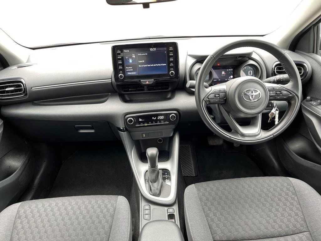 Toyota Yaris Hatchback Grey #11