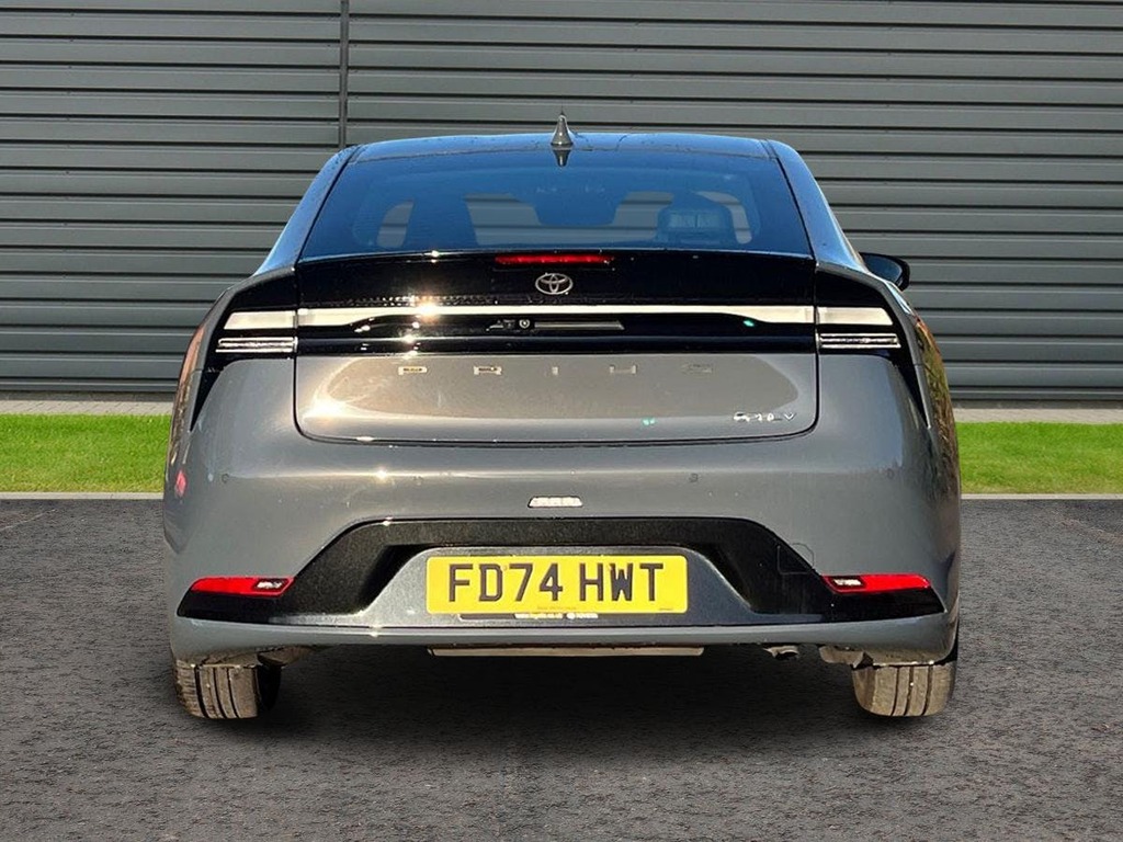 Toyota Prius 2.0 13.6Kwh Excel Hatchback Plug In Hyb Grey #4