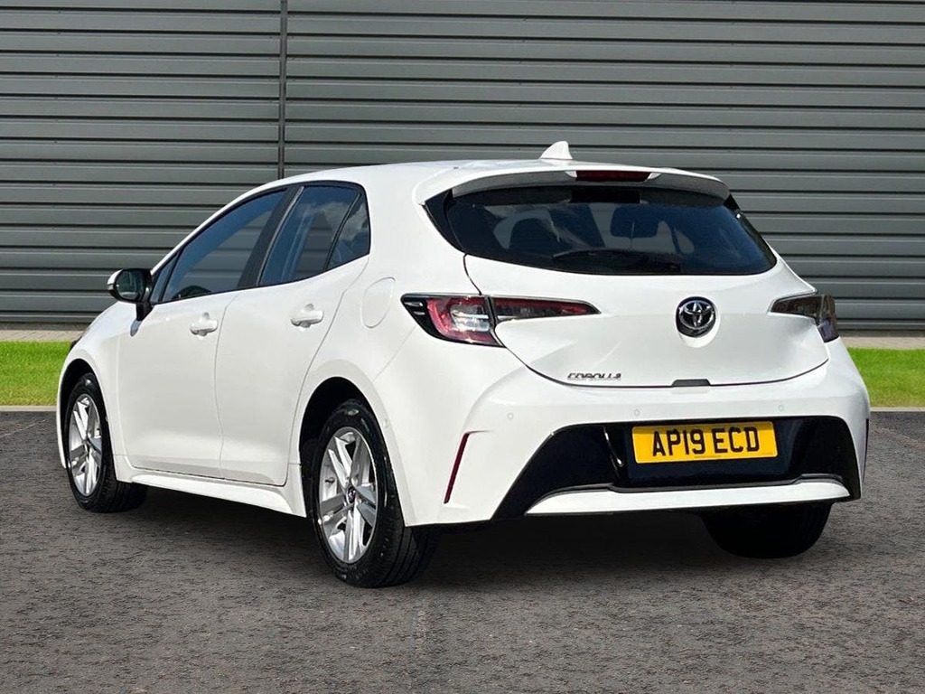 Toyota Corolla 1.2 Vvt I Icon Tech Hatchback White #5