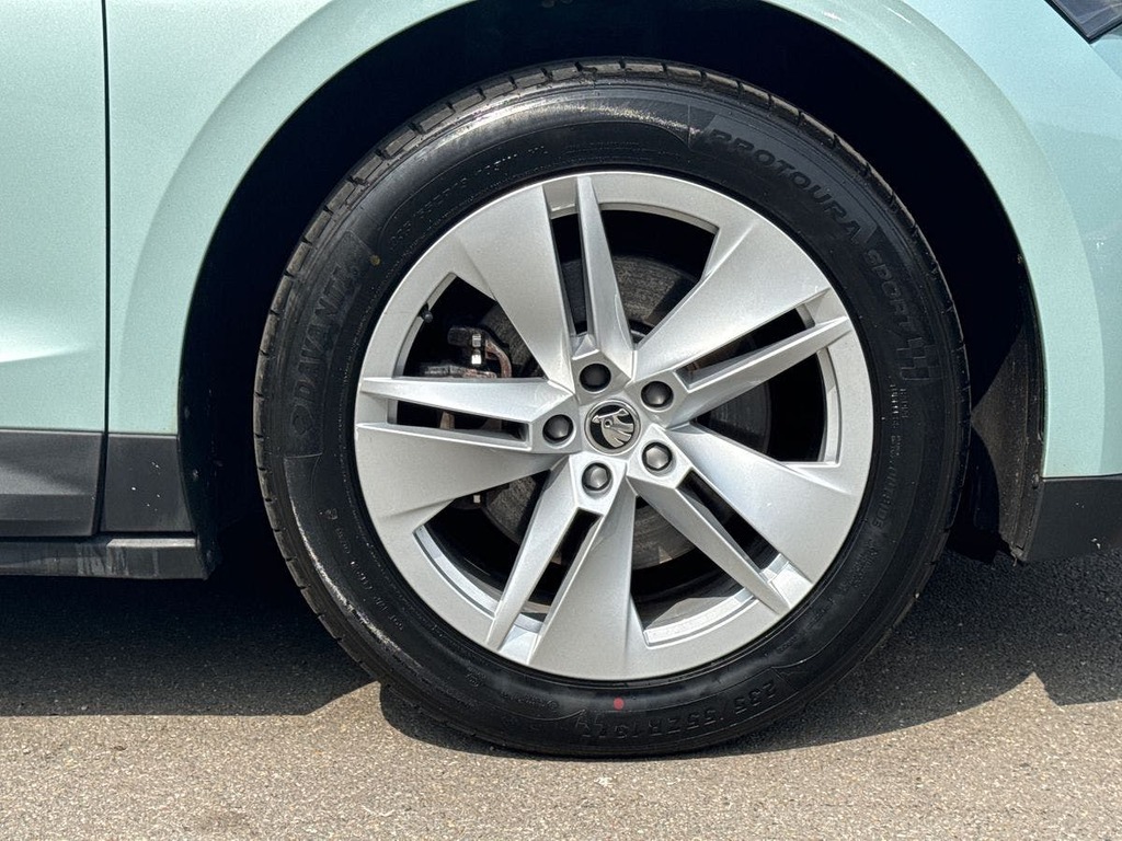Skoda ENYAQ 60 Black #23